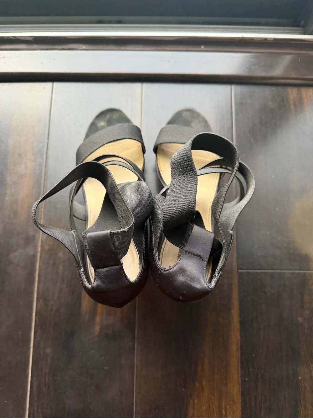 Steve Madden Black Elastic Strap Wedge Sandals